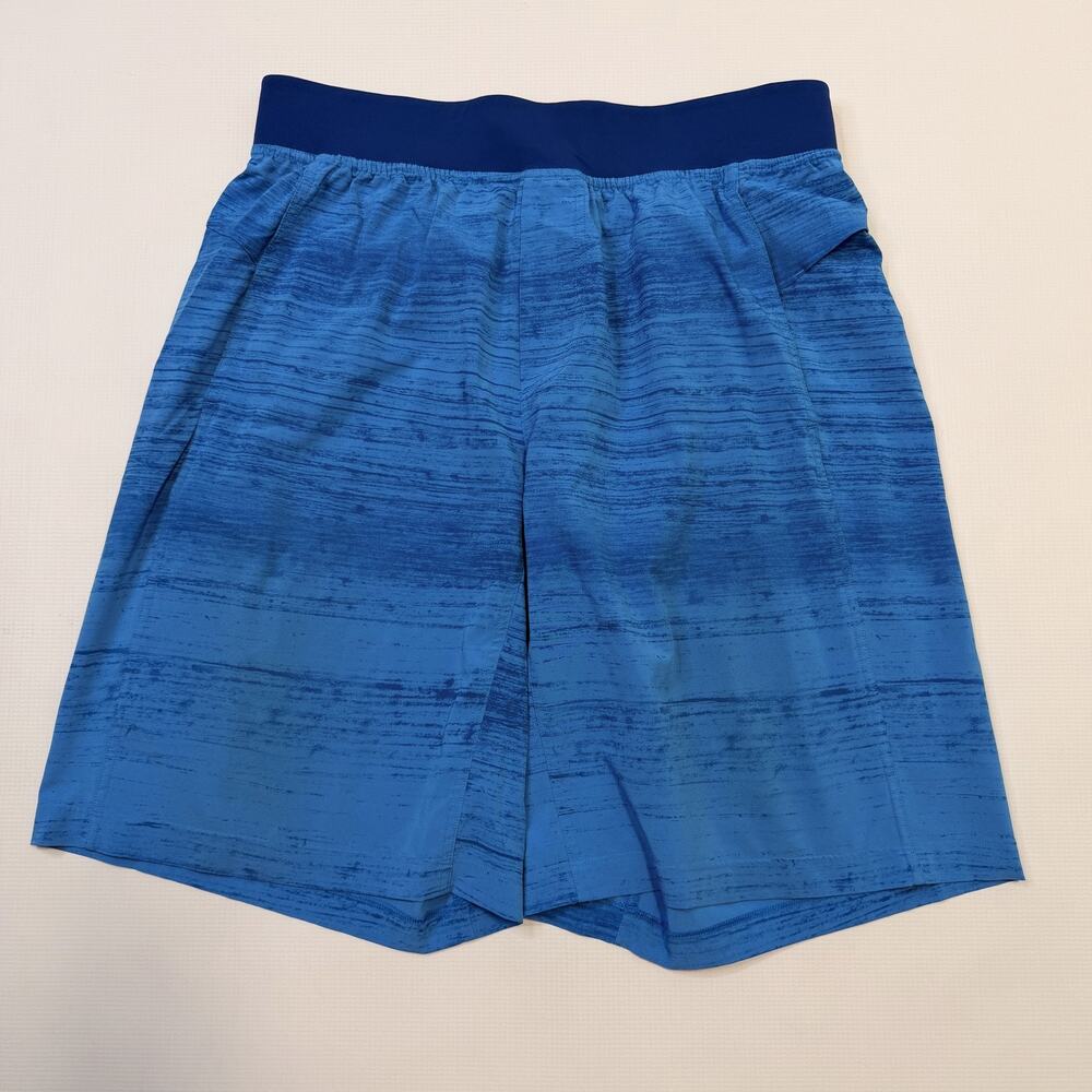 Lululemon Shorts Mens Large Blue Striped 9 Inch Athletic Running Training Gym